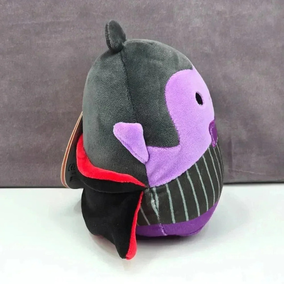 Squishmallows Osvaldo Halloween Dracula Bat Plush NWT #38 - Picture 3 of 7